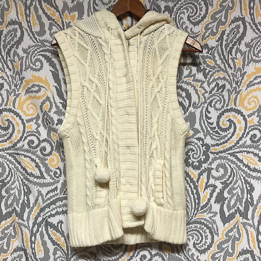 Red Camel Sweater Vest